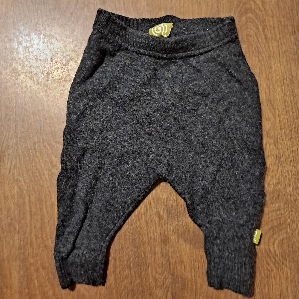 Nui 100% Merino Wool 0-3 Month Pants